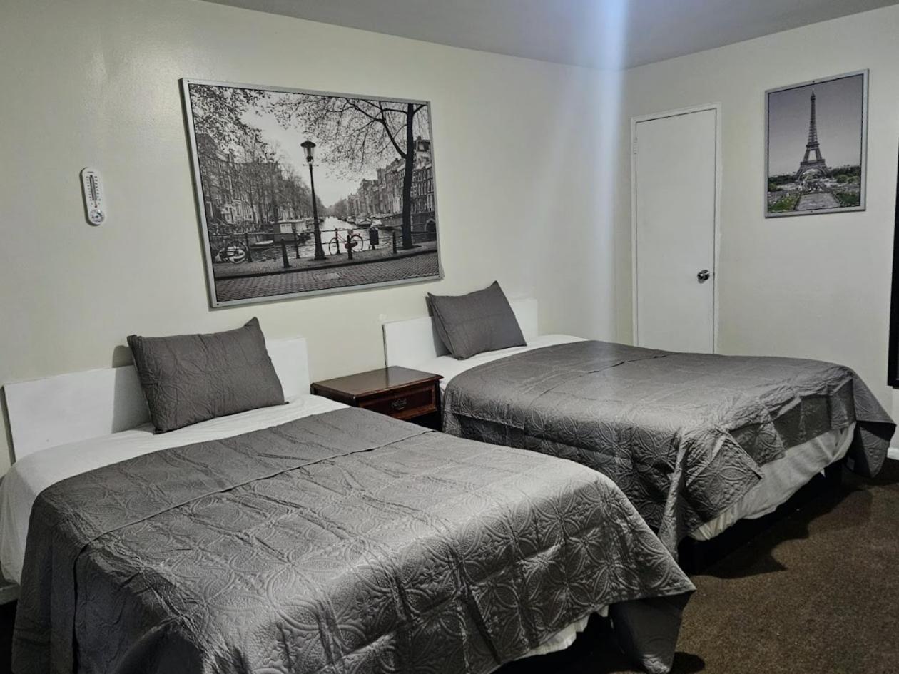 Central Motel Courtyard White Plains Εξωτερικό φωτογραφία