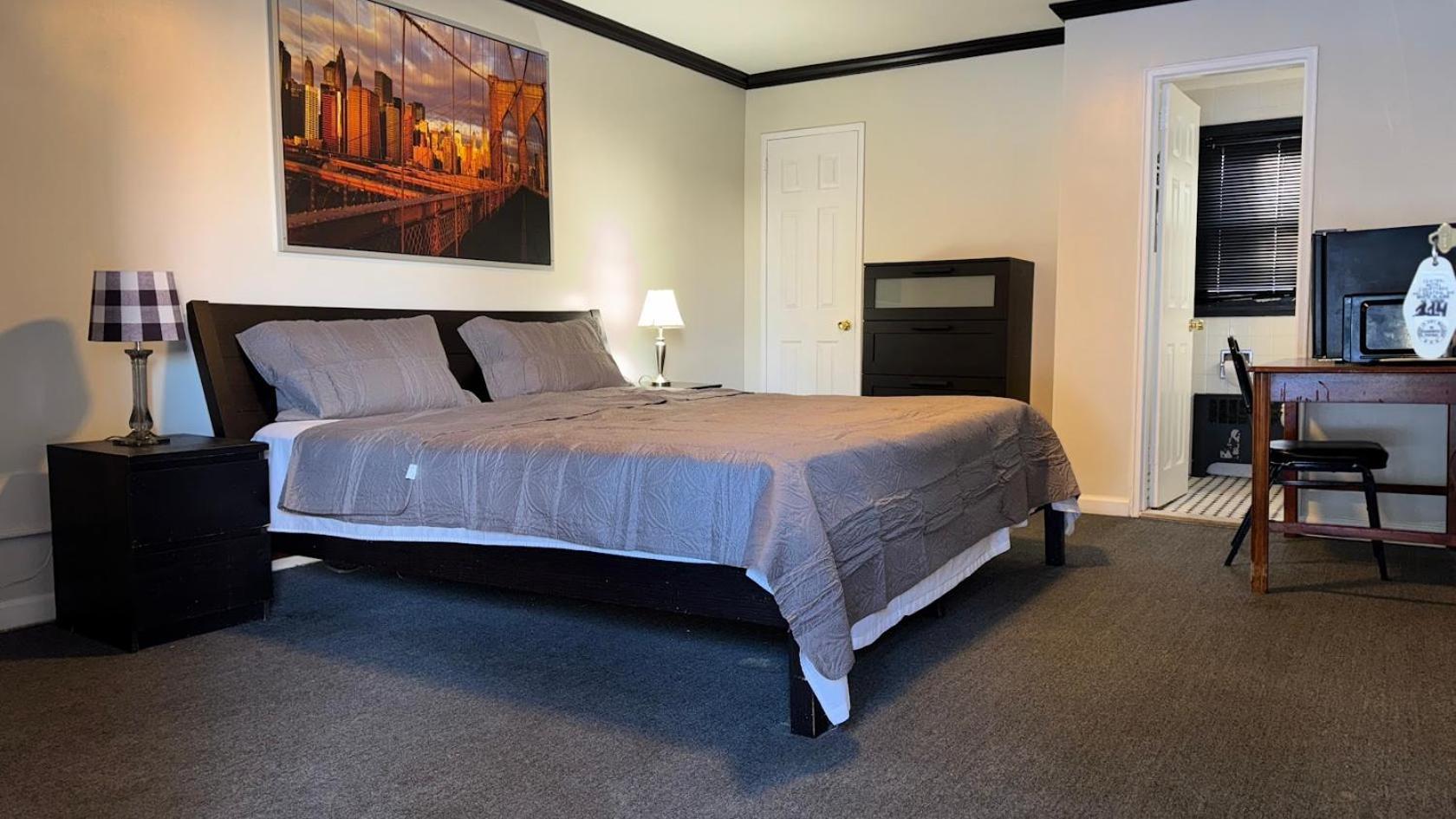 Central Motel Courtyard White Plains Εξωτερικό φωτογραφία